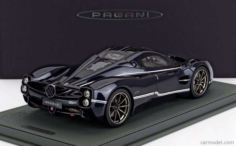 Bbr-models Pagani Utopia 2022 - Con Vetrina - With Showcase 1:18 Modrá Půlnoční Lesklá