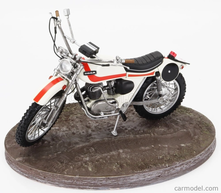 Clc-models Ossa 250 Ae73 Enduro 1973 With Terence Hill Small Action Figure - From Movie - Altrimenti Ci Arrabbiamo - Tv Series - Motorcycle 1:12 White