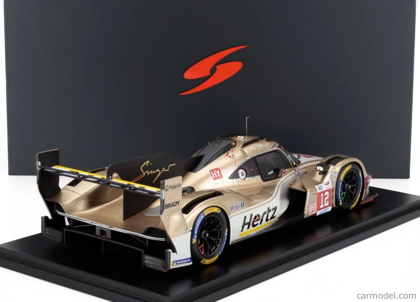 Spark-model Porsche 963 9rd 4.6l Turbo V8 Team Hertz Jota N 12 24h Le Mans 2024 Will Stevens - Norman Nato - Callum Ilott 1:18 Bílé Zlato