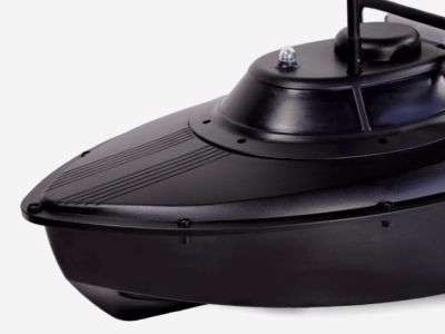 RC Zavážecí loďka V3