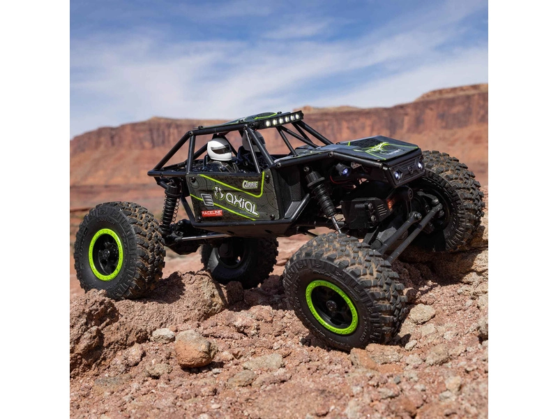 Axial Capra 1:18 V2 4WD RTR čierna