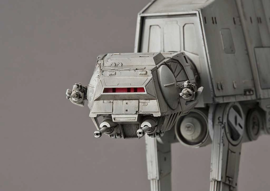 Revell BANDAI SW – AT-AT (1:144)