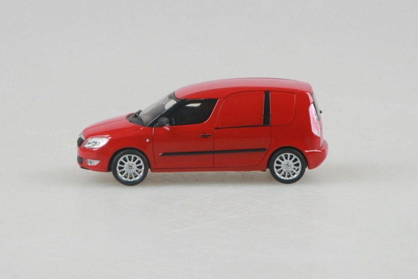Abrex Škoda Roomster FL Praktik (2010) 1:43 - Red Corrida Uni