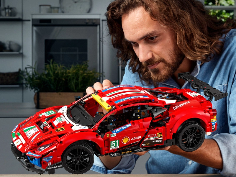 LEGO Technic – Ferrari 488 GTE AF Corse #51