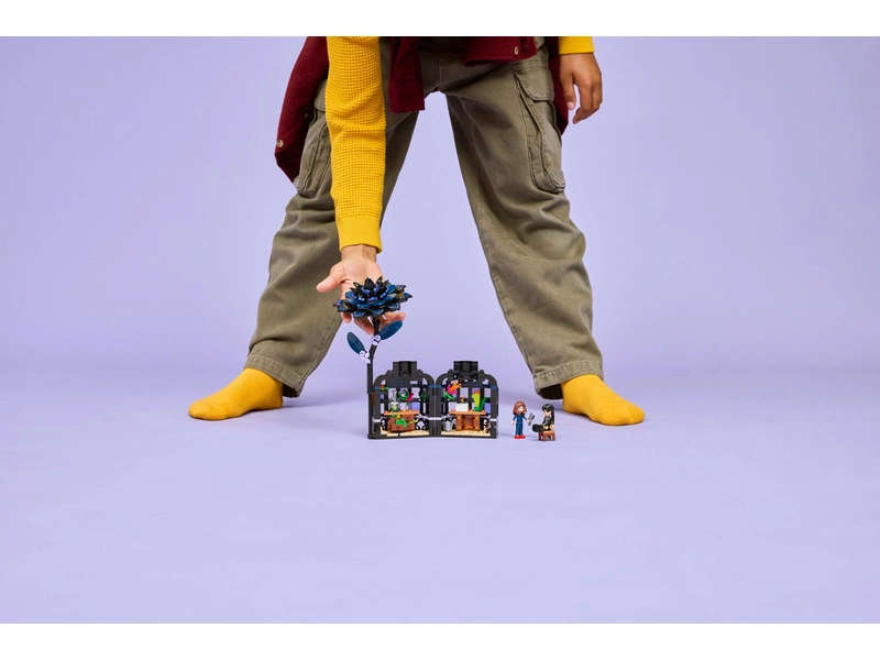 LEGO Wednesday - Čierna georgína