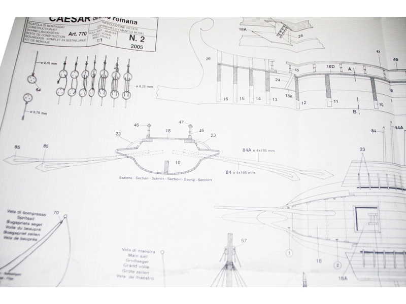 Mantua Model Caesar 1:30 kit