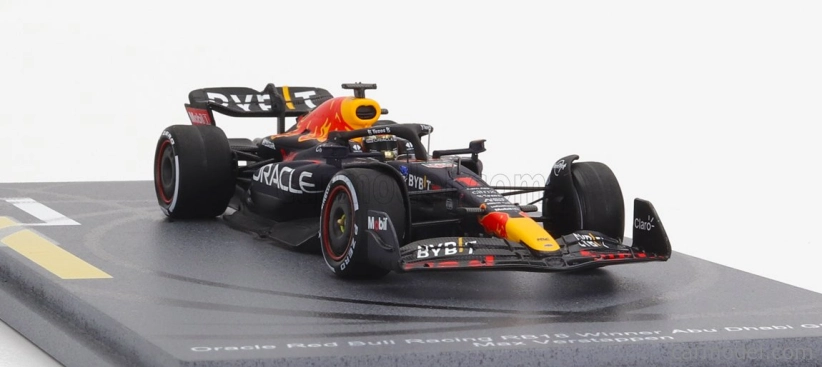Spark-model Red bull F1 Rb18 Team Oracle Red Bull Racing N 1 Winner Abu Dhabi Majster sveta 2022 Max Verstappen 1:43 Matná modrá žltá červená