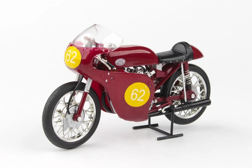 Abrex Jawa 350 2xOHC (1961) 1:18 – Veľká cena Nemecka Hockenheim 1961 #62 Šťastný