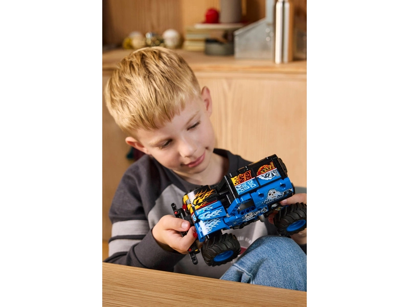LEGO Technic - Monster Jam™ Grave Digger™ Oheň a ľad
