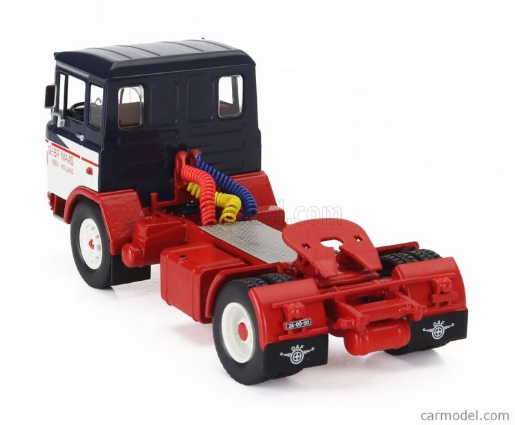 Ixo-models DAF 2600 ťahač 2-assi 1970 1:43 bielo-červená
