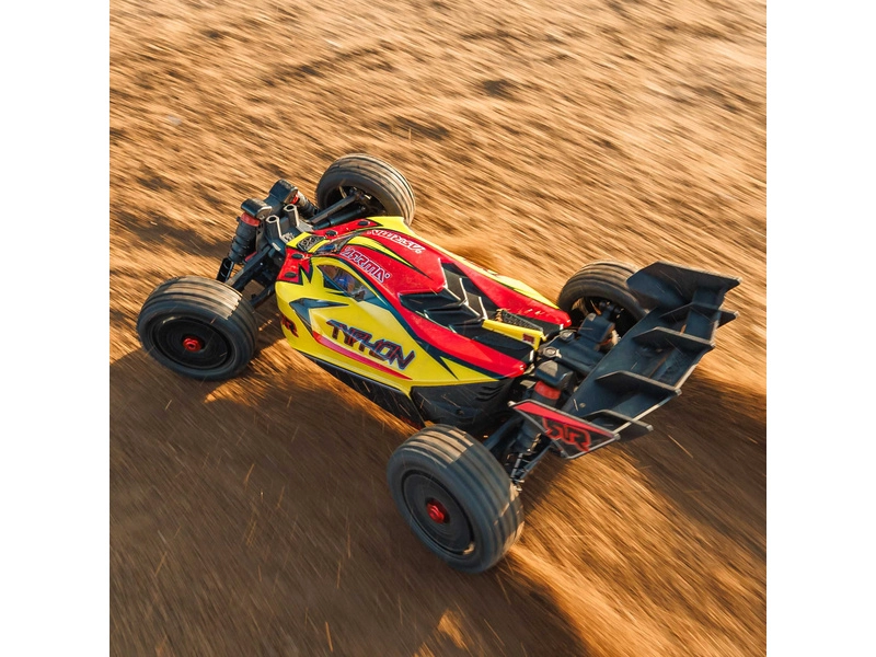 RC auto Arrma Typhon Mega 665 1:8 4WD RTR, červená