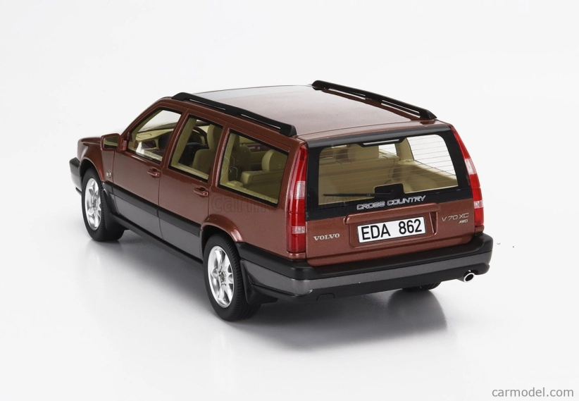 Cult-scale models Volvo V70 Xc Cross Country Sw Station Wagon 1996 1:18 Brown