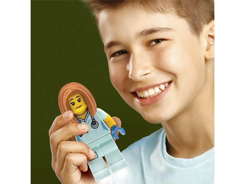 LEGO baterka – Ikonická zdravotná sestra