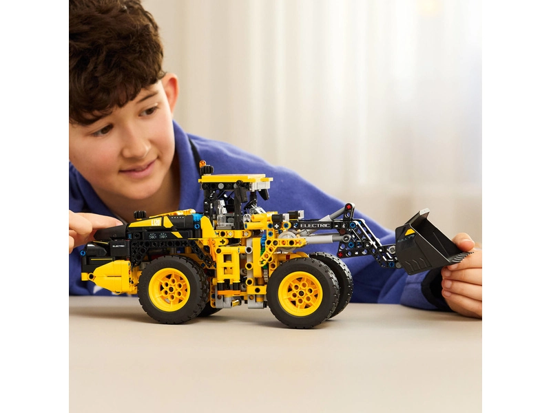 LEGO Technic - Elektrický kolesový nakladač Volvo L120