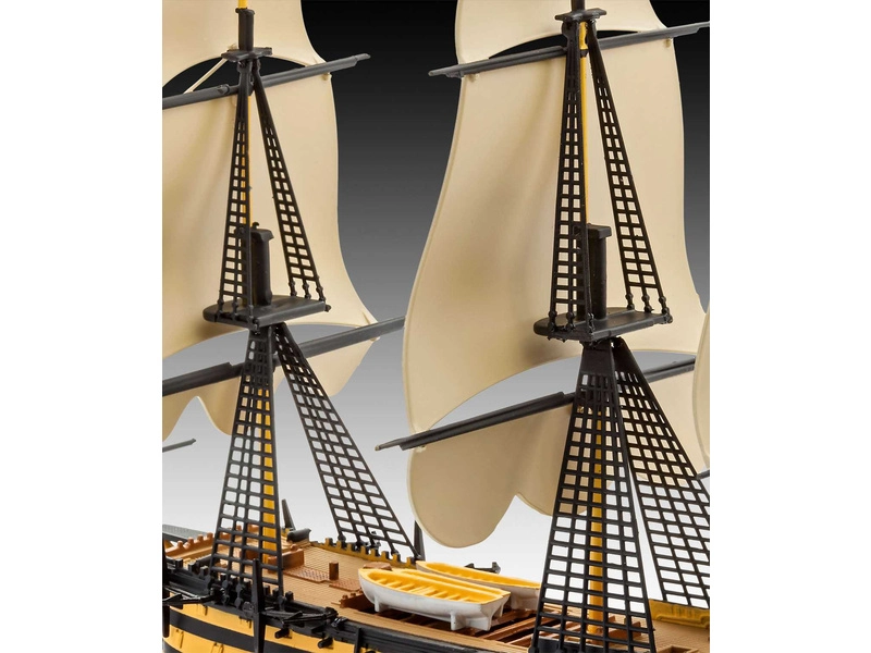 Sada Revell HMS Victory (1:450)