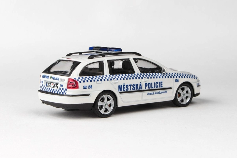 Abrex Škoda Octavia II Combi (2004) 1:43 - Mestská polícia České Budějovice 106