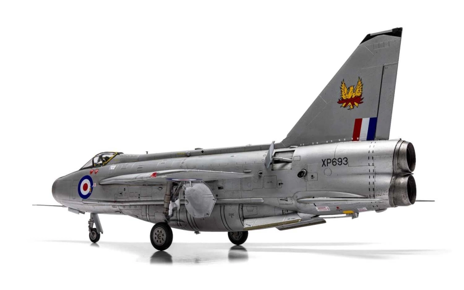 Classic Kit lietadlo A09178A - English Electric Lightning F.6 (1:48)