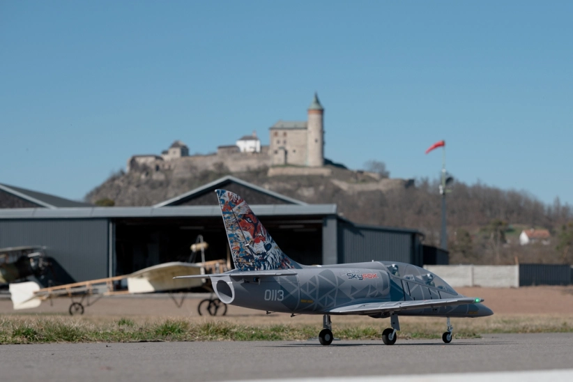 KAVAN L-39 Skyfox 1088 mm – biela