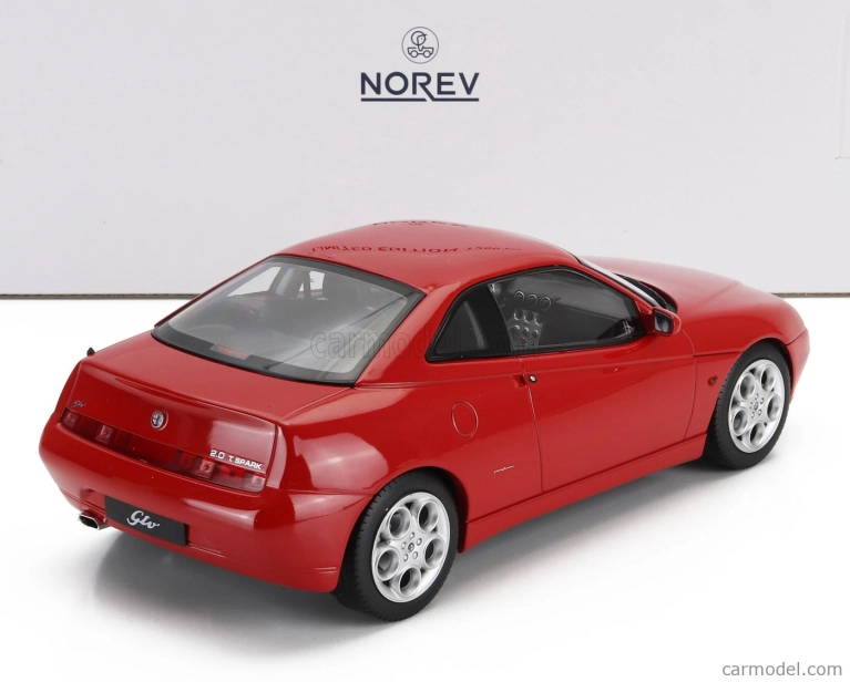 Norev Alfa romeo Gtv 1999 1:18 Červená