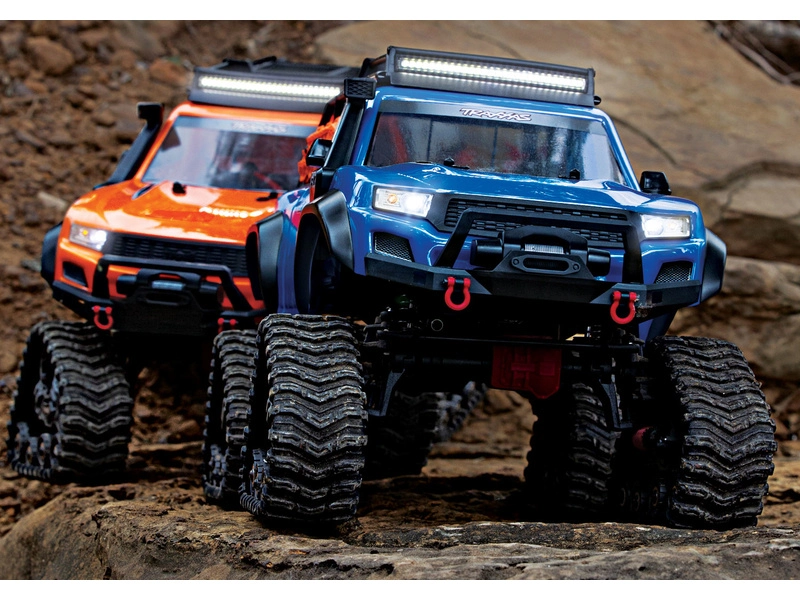 RC auto Traxxas TRX-4 Traxx 1:10, modrá