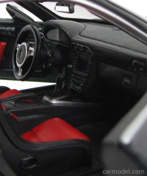 Bburago Plus Porsche 911 GT3 RS 4.0 1:18 čierna