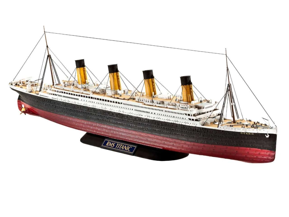 Revell R.M.S. TITANIC (1:700)