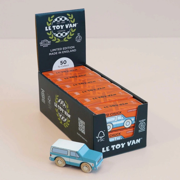 Le Toy Van Drevené autíčko Chuck