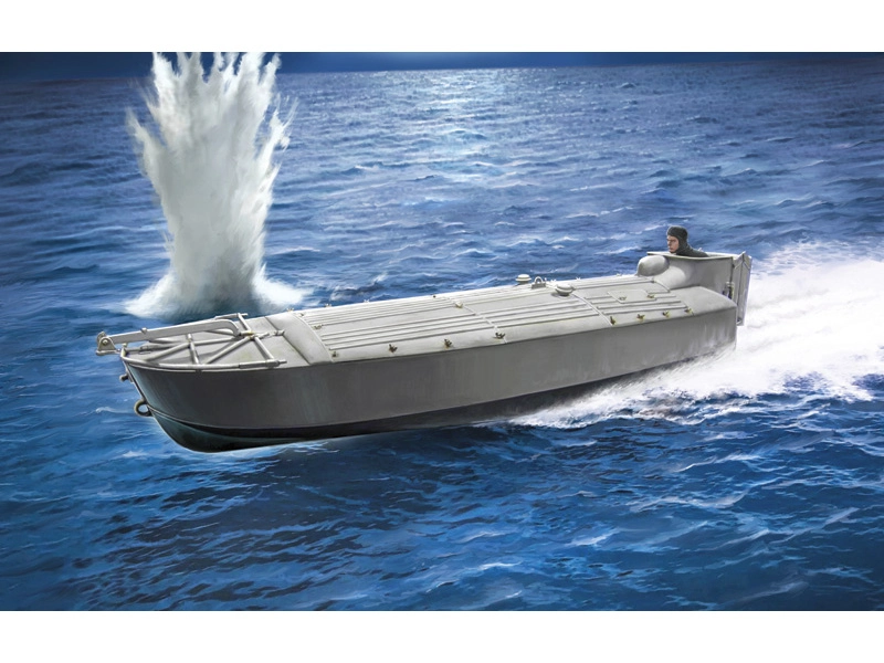 Italeri M.T.M. „Barchino“ with crew (1:35)