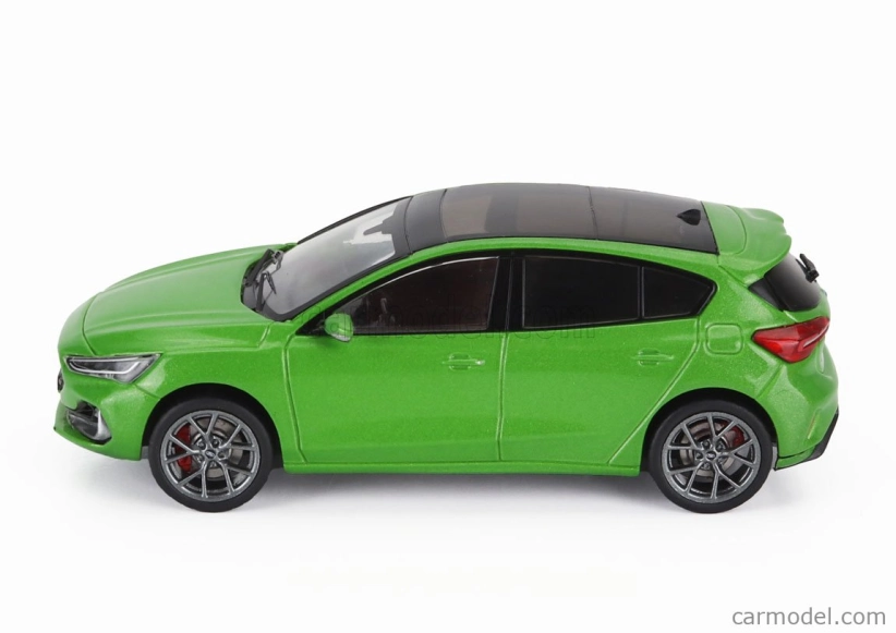 Ixo-models Ford england Focus St 2022 1:43 Green Met