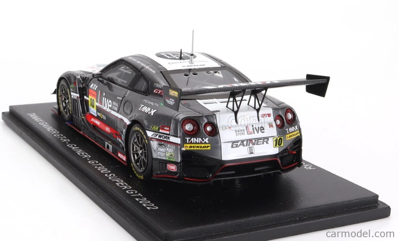 Spark-model Nissan Gt-r Team Gainer Tanax N 10 Gt300 Super Gt 2022 R.tomita - R.okusa 1:43 Bielo-sivá