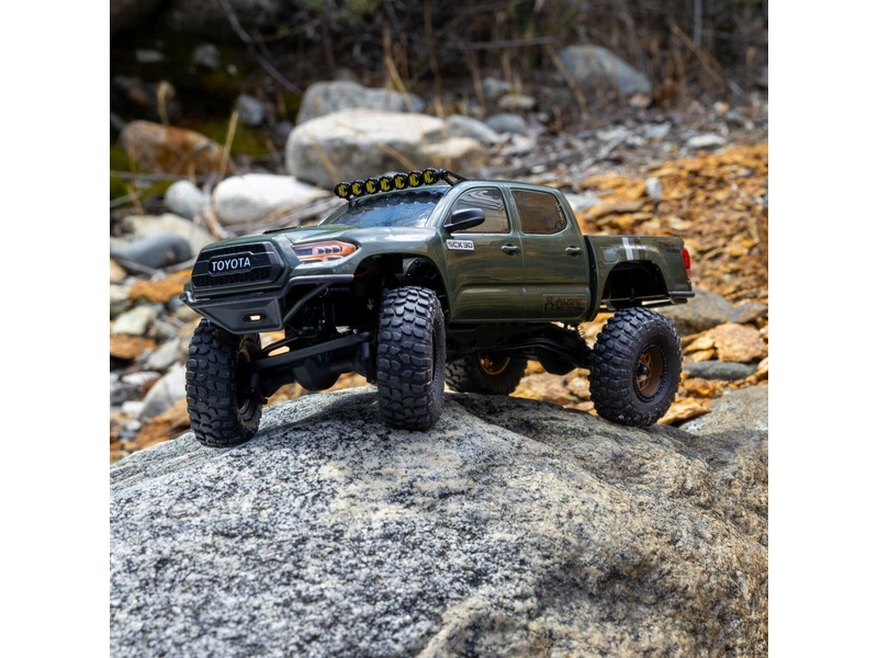 Axial SCX30 Toyota Tacoma TRD Pro Extreme 1:30 4WD RTR zelený