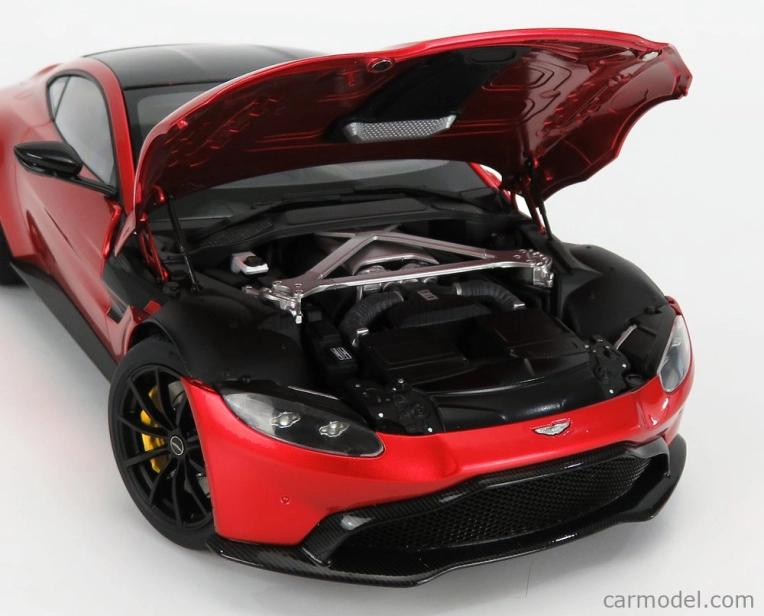 Autoart Aston martin Vantage 2019 1:18 Hyper Red Carbon Black Roof
