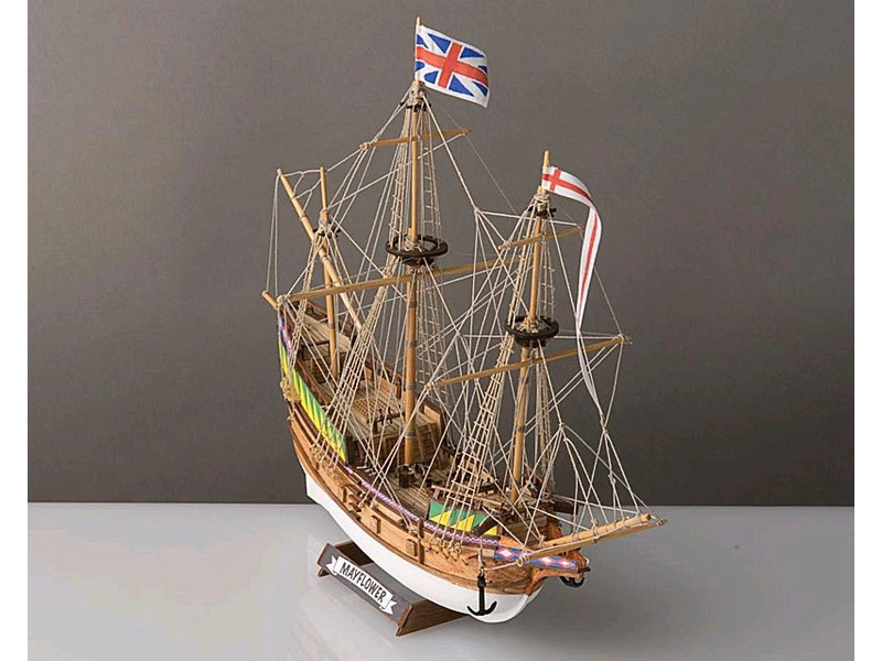 COREL Mayflower 1:140 kit