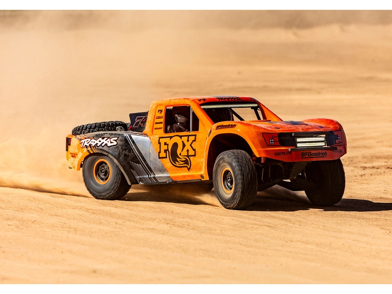 RC auto Traxxas Unlimited Desert Racer 1:8 RTR Rigid