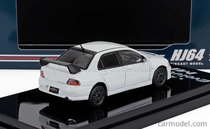 Zapaľovanie-model Mitsubishi Lancer Evolution Viii s motorom 2000 1:64 Biela