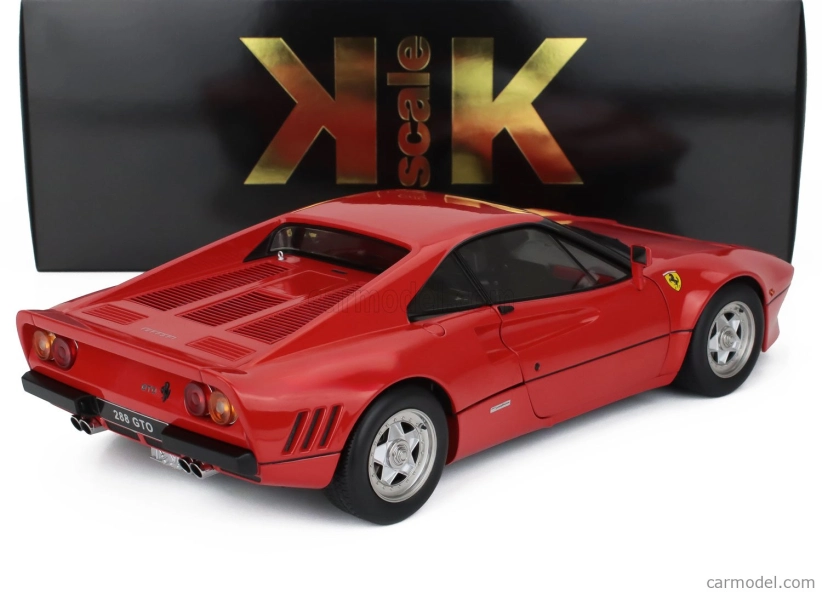 Ferrari 288 Gto 1984 v mierke 1:12 červené
