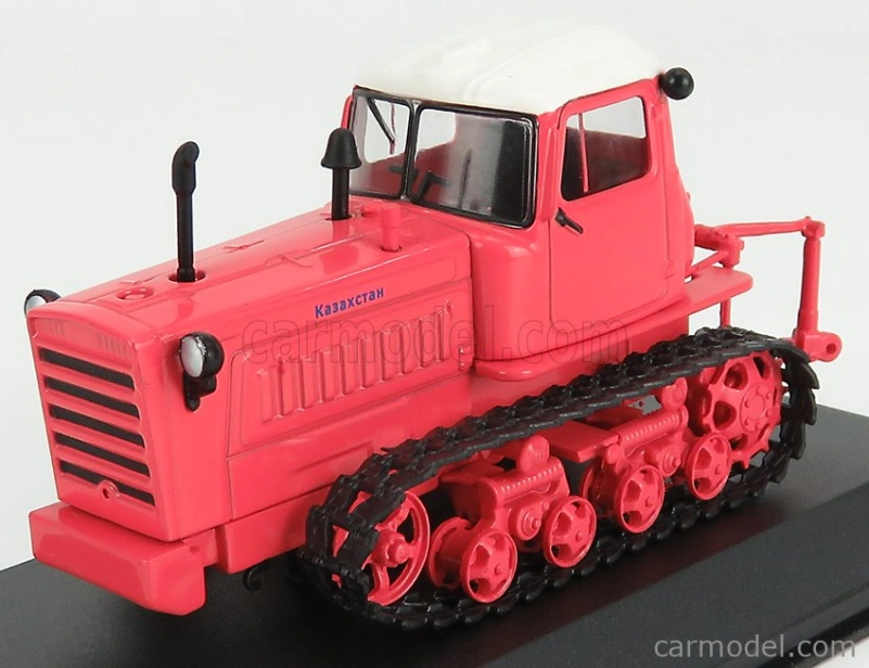 Edicola Vladimirets Dt-75 Tractor 1963 - Damage Blister Box 1:43 Tmavě Růžová