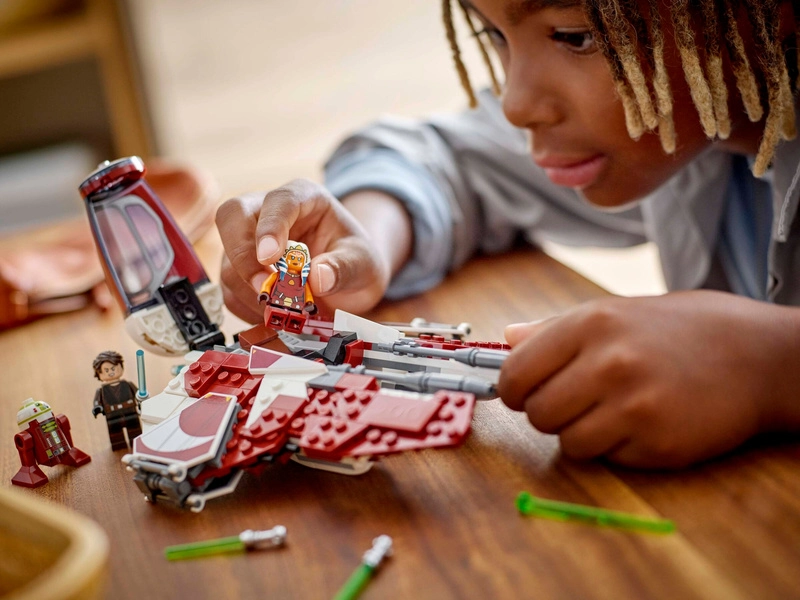 LEGO Star Wars – Ahsoka a jediská stíhačka Interceptor™