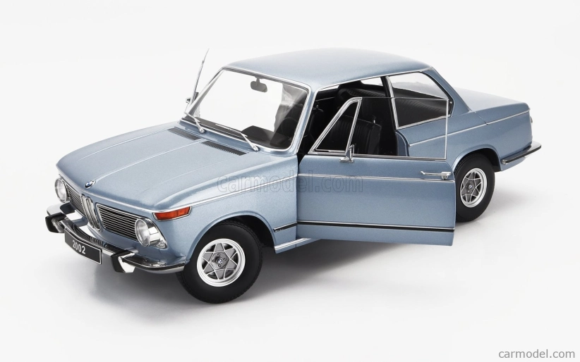 Kk-scale BMW 2002 radu 1 1971 1:12 Light Blue Met