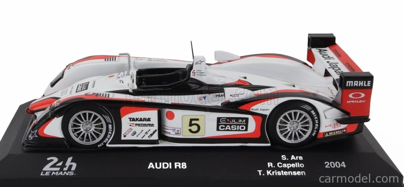 Edicola Audi R8 3.6l Turbo V8 Team Goh Audi Sport Japan N 5 Víťaz 24h Le Mans 2004 T.kristensen - S.ara - R.capello 1:43 Biela červená