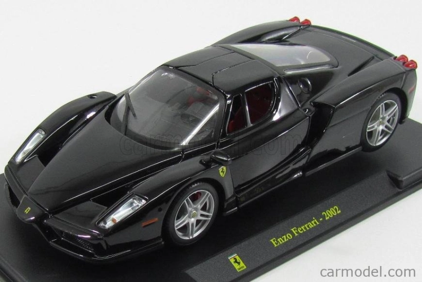 Edicola Ferrari Enzo 2002 - Con Vetrina - S vitrínou 1:24 čierna