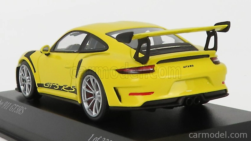 Minichamps Porsche 911 991-2 Gt3 Rs Coupe 2018 - Silver Rims 1:43 Závodní Žlutá