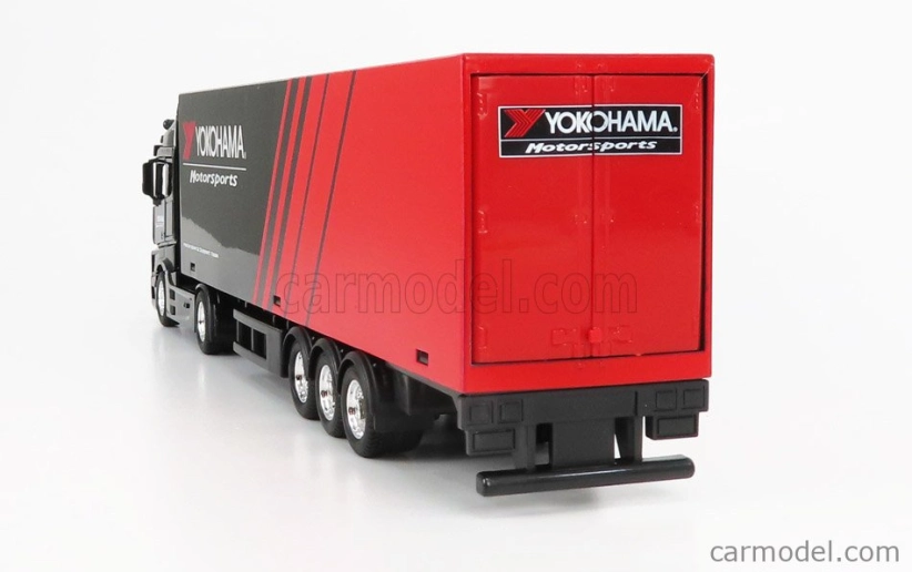 Bburago Mercedes Benz Actros 2 Gigaspace Truck Yokohama Tires 2016 1:43 čierno-červená