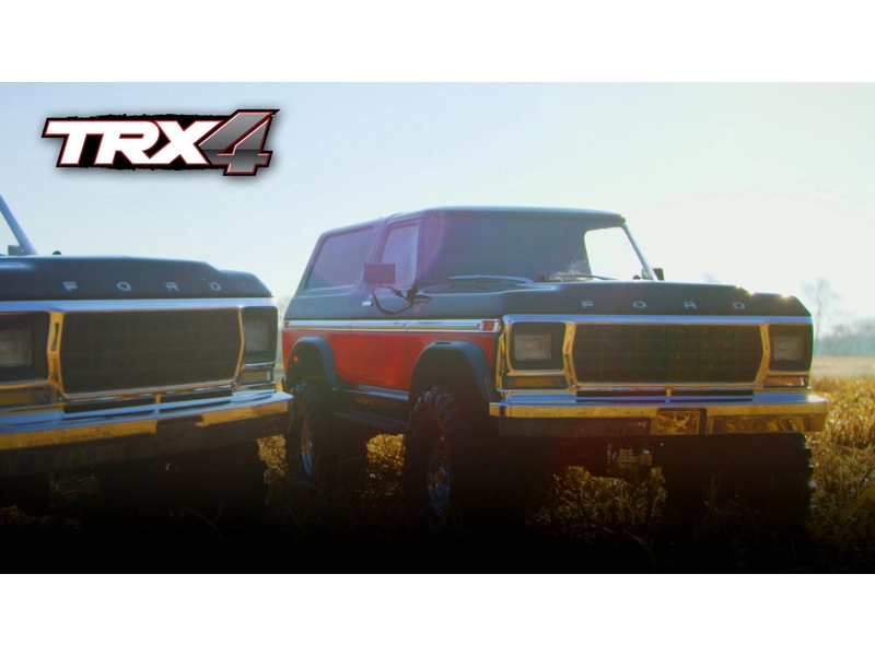 RC auto Traxxas TRX-4 Ford Bronco 1:10 TQi, červená