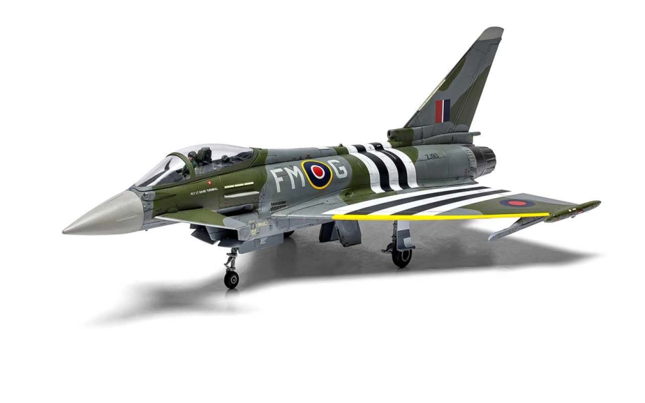 Classic Kit letadla A40001 - Eurofighter Typhoon FGR.4 (FMOG) + Hawker Typhoon Mk.Ib (Twin Pack) (1:72)
