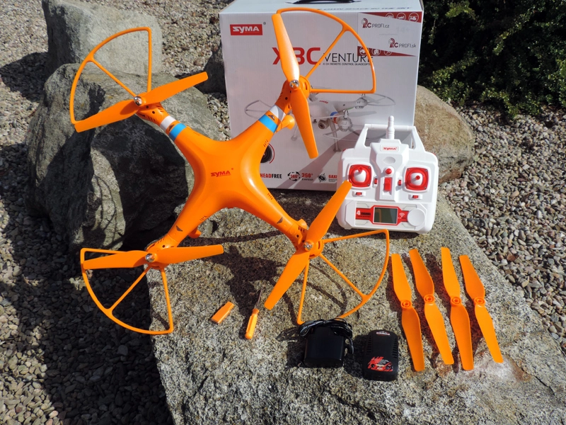 Dron Syma X8C, oranžová