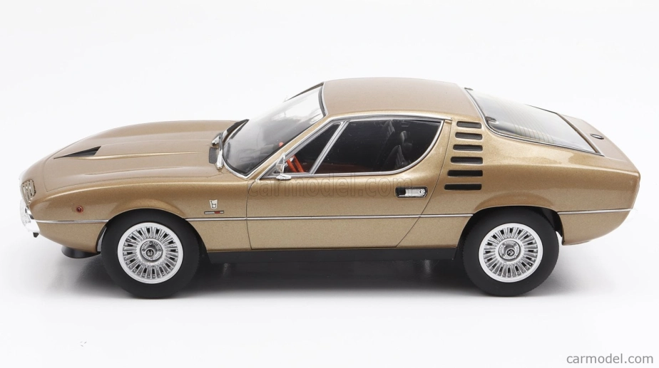 Alfa romeo Montreal Black Interior 1970 1:18 Brown Met
