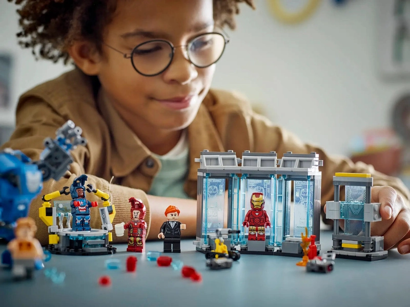 LEGO Marvel - Iron Man a jeho laboratórium: zbrojnica
