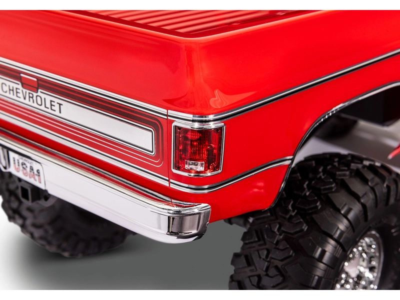 RC auto Traxxas TRX-4 Chevrolet K10 1979 TQi 1:10 RTR, červené