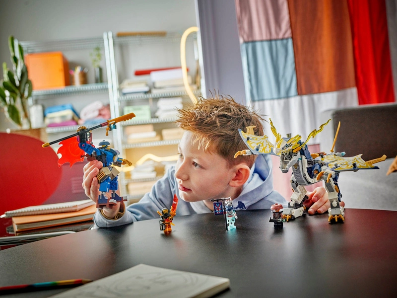 LEGO Ninjago - Rogue a robotický dračí jazdec